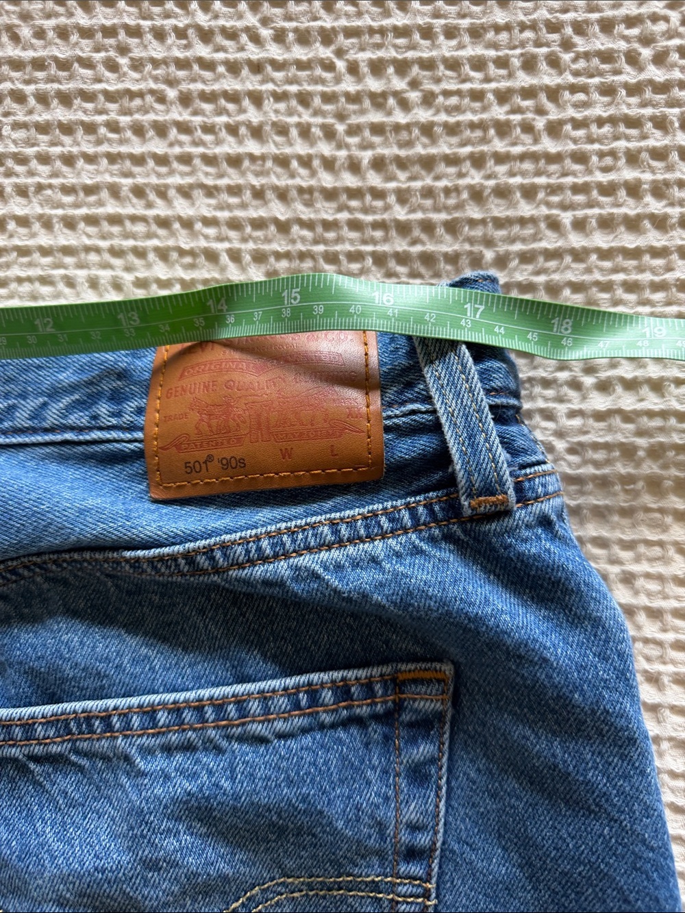Levis 90's lightweight Jeans - Picture 6 of 6